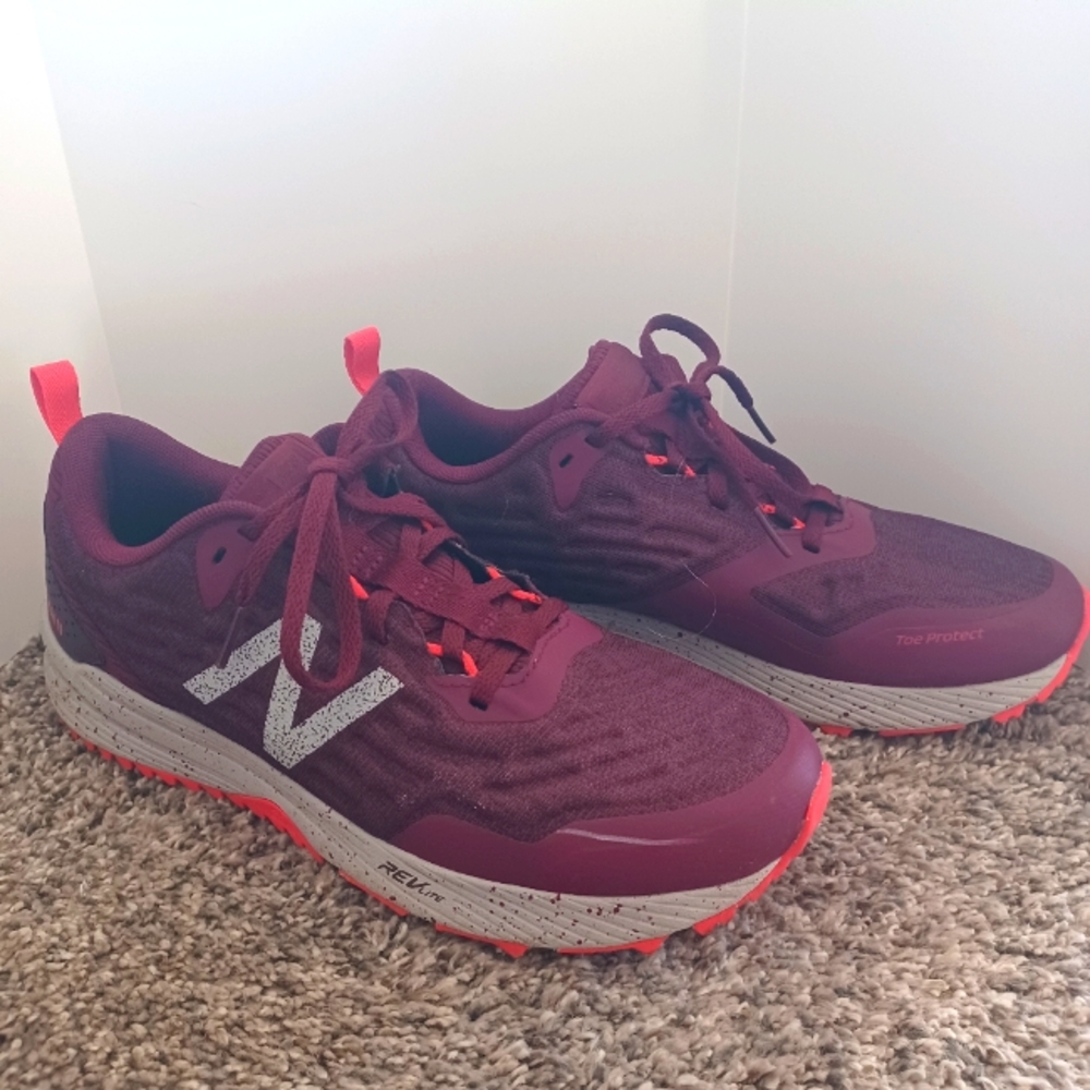 New balance day hikers